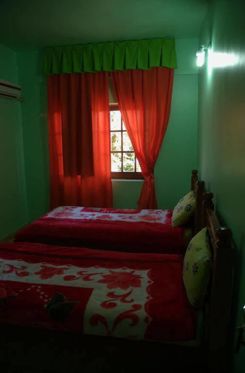 Hostel Peter Pan بويرتو إجوازو المظهر الخارجي الصورة